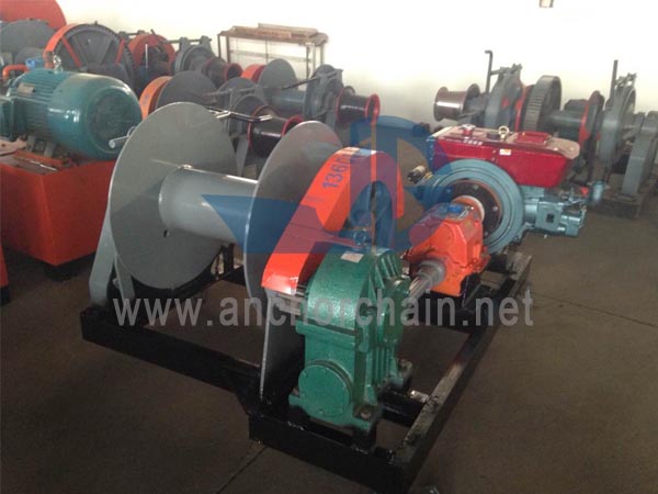 ກາຊວນ Marine Winch