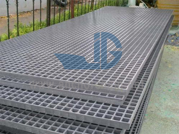 Marine Grille