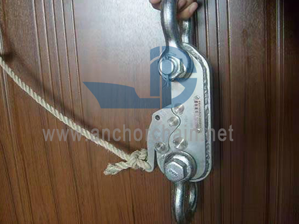 ທະເລຈັບ Hooks ປ່ອຍດ່ວນ